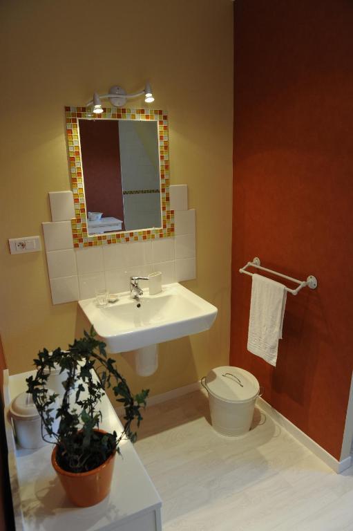 Grand Gite 15 Personnes, 9 Chambres, 100Km De Paris En Exclusivite Septmonts Bilik gambar