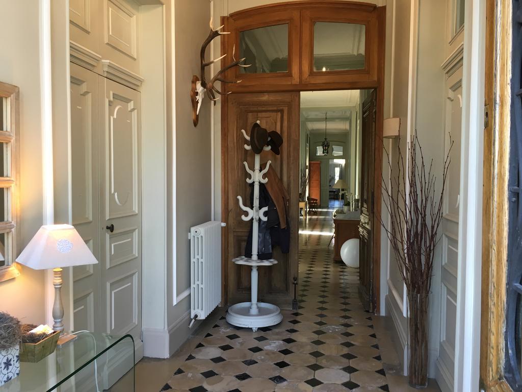 Grand Gite 15 Personnes, 9 Chambres, 100Km De Paris En Exclusivite Septmonts Luaran gambar